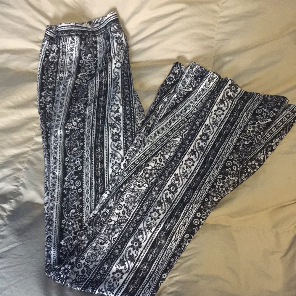 Printed pants