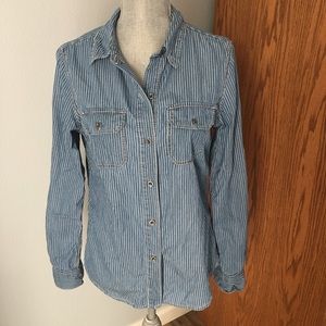Seven7 chambray button up shirt