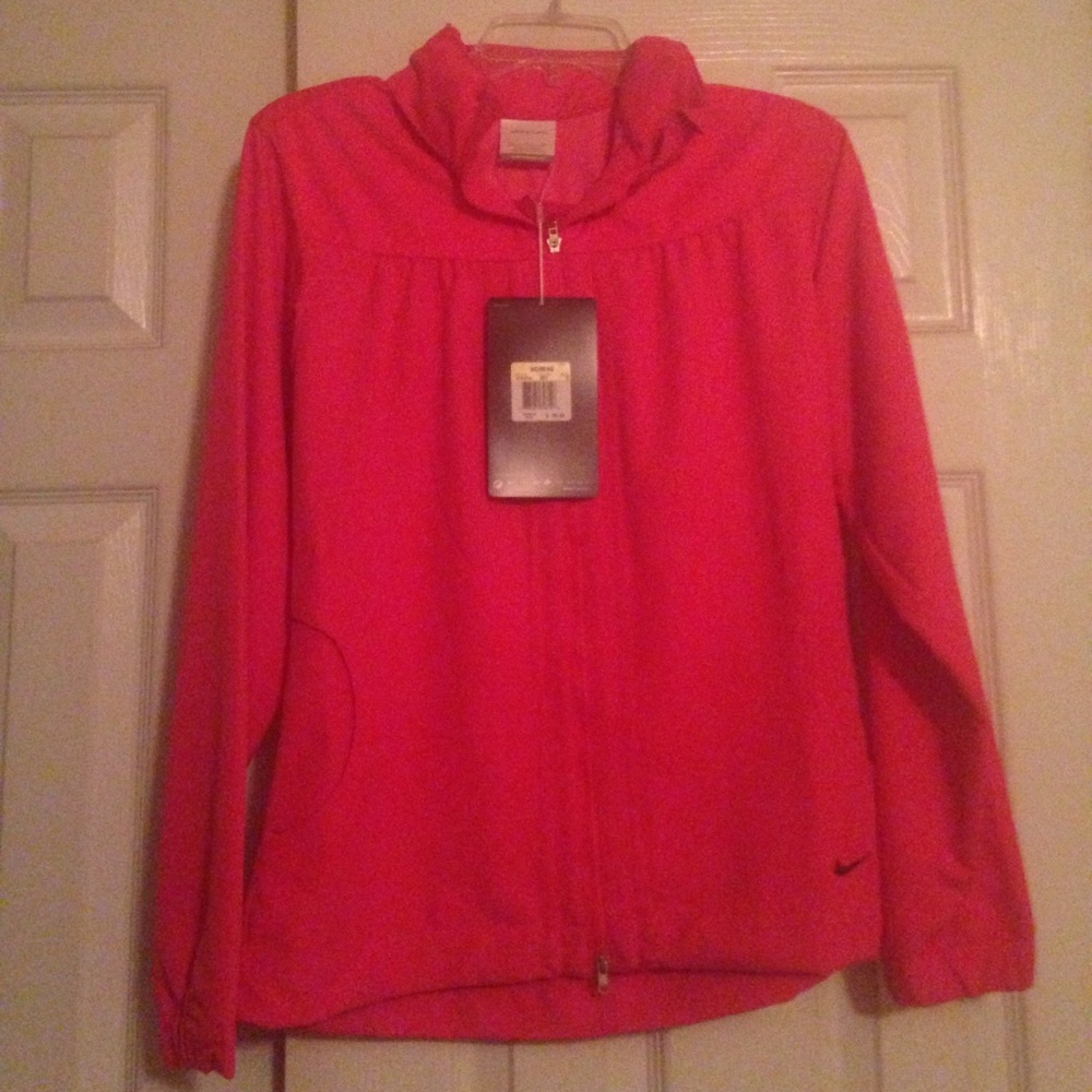 Nike Women's Windproof Anorak Jacket