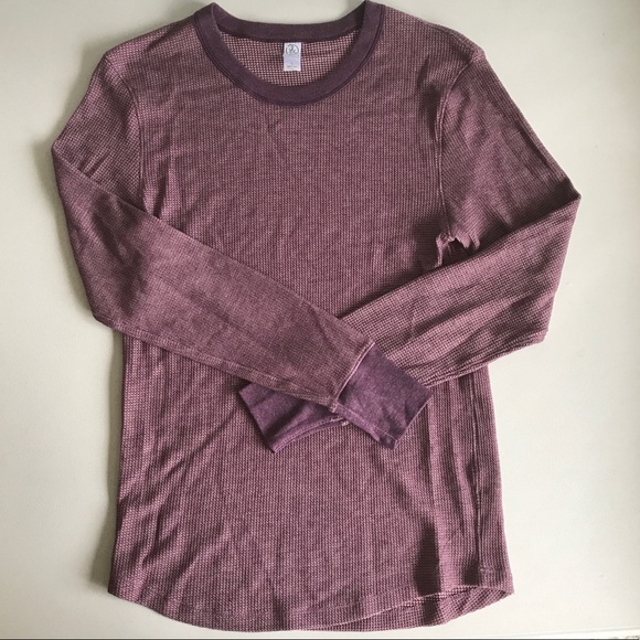 {Alternative Apparel} Men's Plum Thermal Shirt - Picture 2 of 6