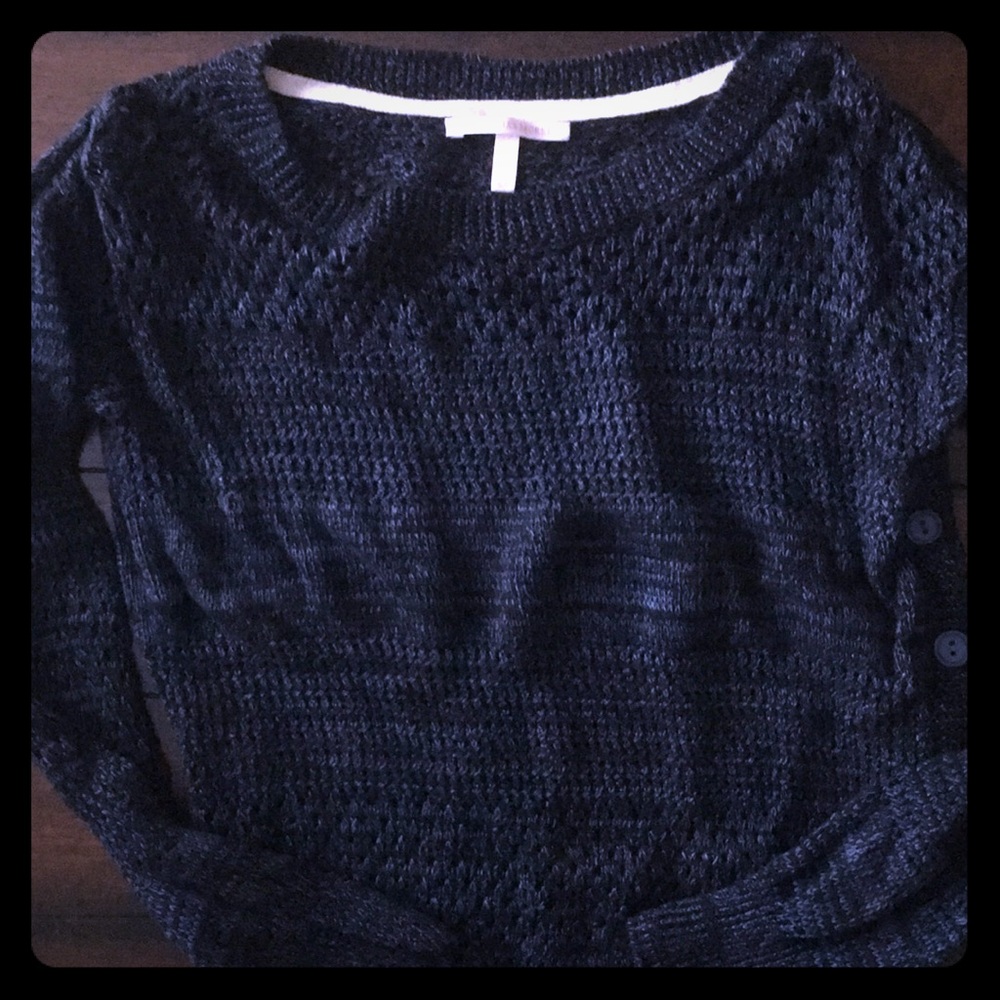 VS Sweater