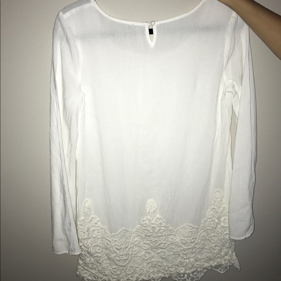 White Lace Long-Sleeved Dress - Picture 3 of 3