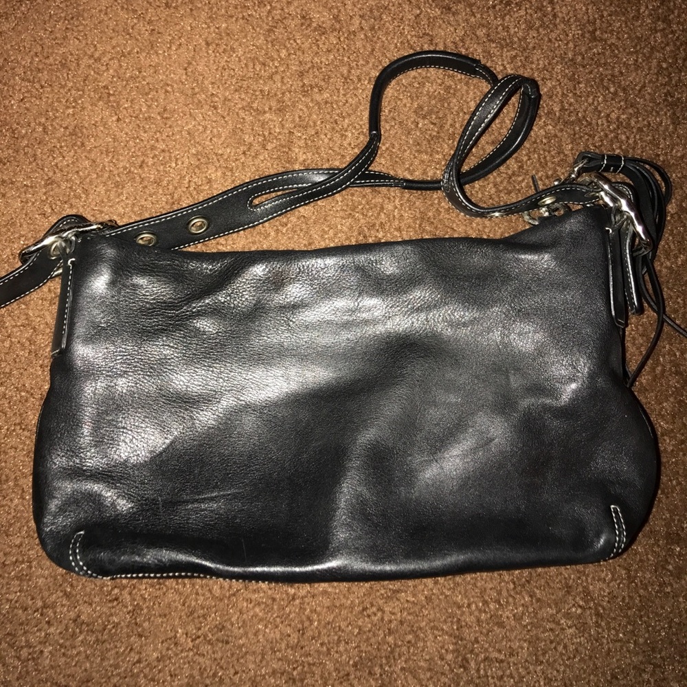 Coach Black Leather Shoulder Bag - Picture 2 of 6