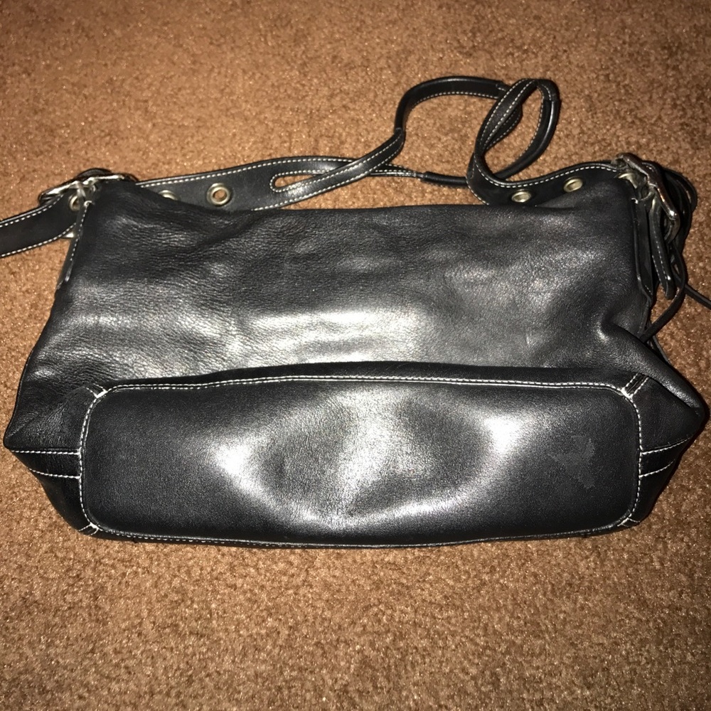 Coach Black Leather Shoulder Bag - Picture 3 of 6