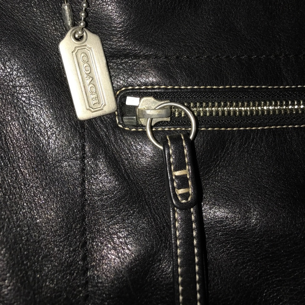 Coach Black Leather Shoulder Bag - Picture 6 of 6