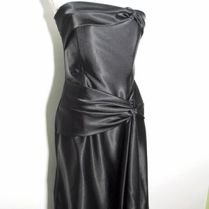 Jessica McClintock Floor Length Black Evening Gown
