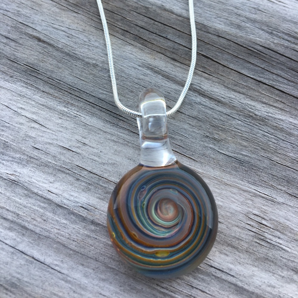 GREAT GIFT! 🎁 Handcrafted glass pendant necklace