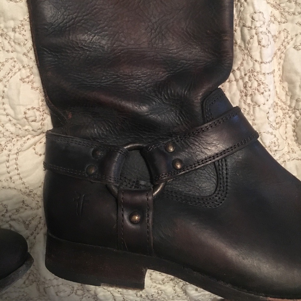 Authentic Frye Boots& Unused Weatherproof Spray - Picture 4 of 8