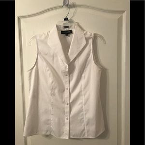 Jones NY White Sleeveless Buttondown