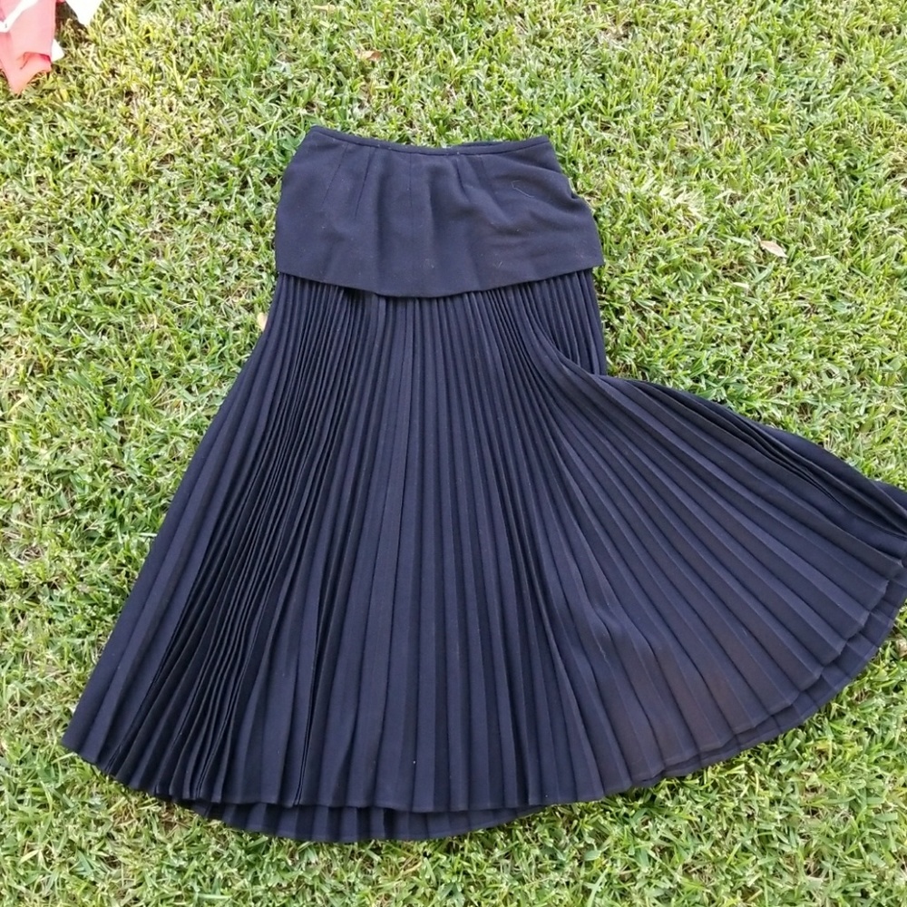 Black skirt small