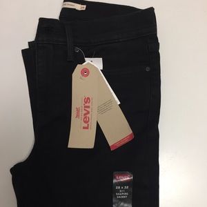 Levi's 311 Shaping Skinny Jeans size 28 NWT