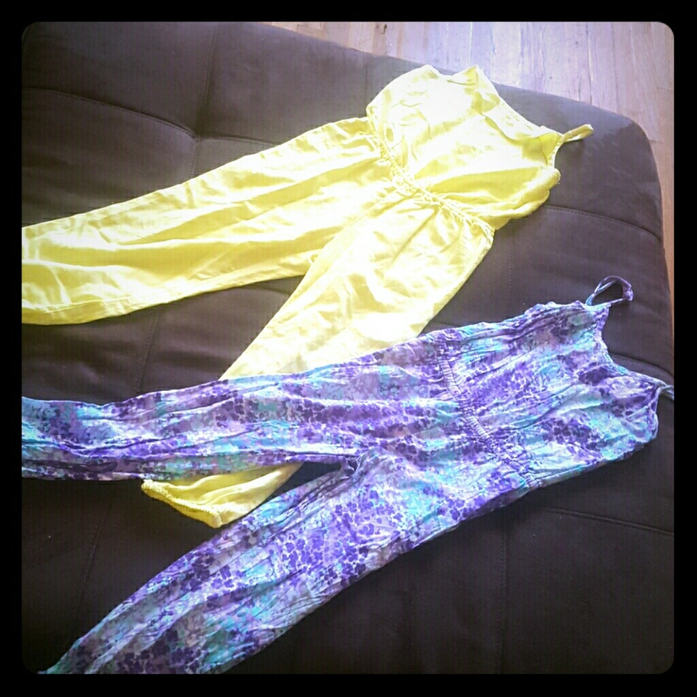 Little girl's rompers