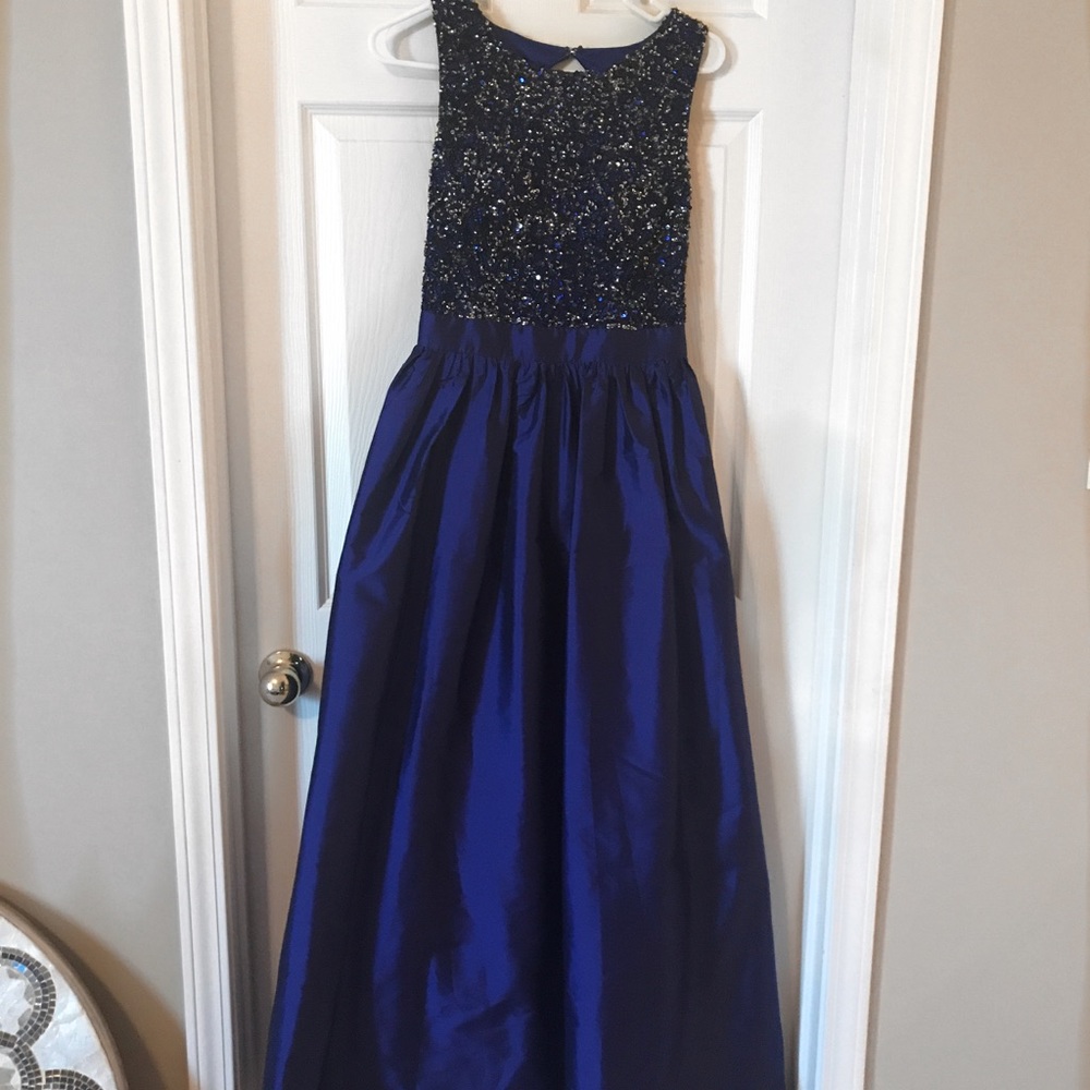 Adrianna Papelle formal gown. Homecoming dress!