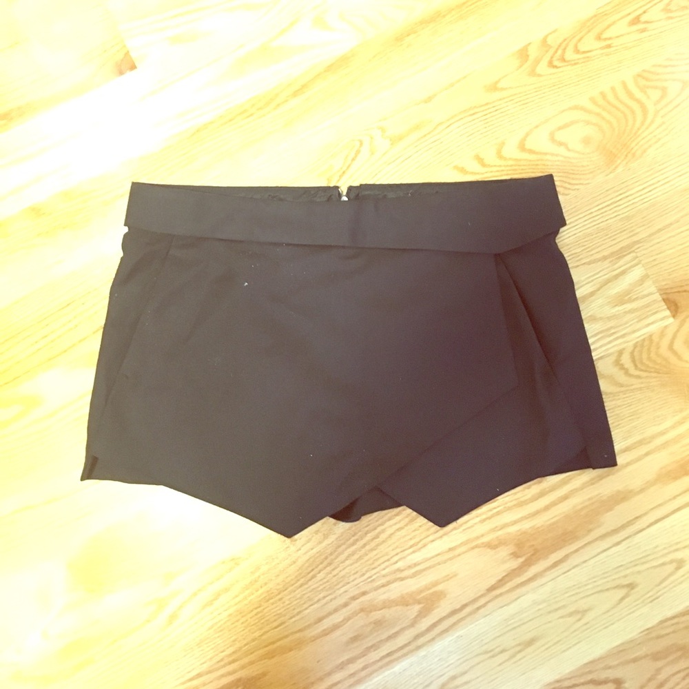 ZARA BASIC skort
