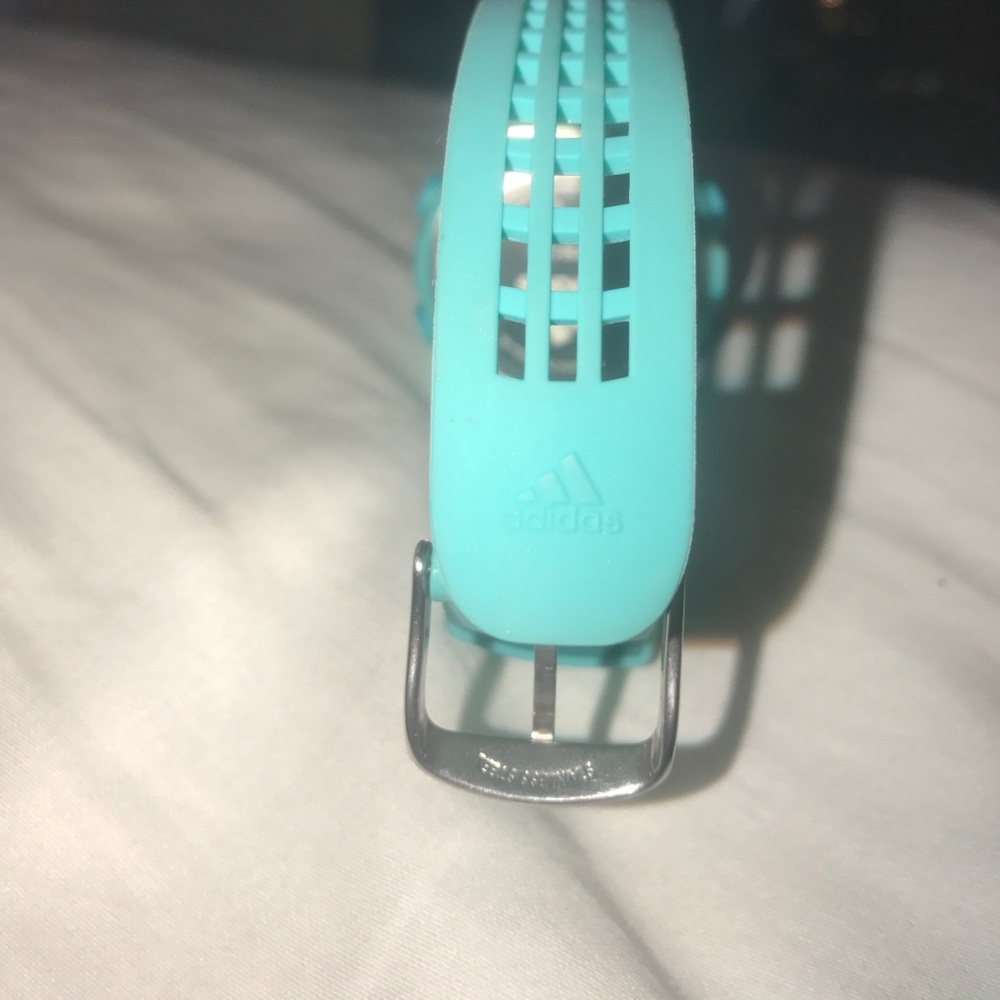 Adidas watch - Picture 3 of 5