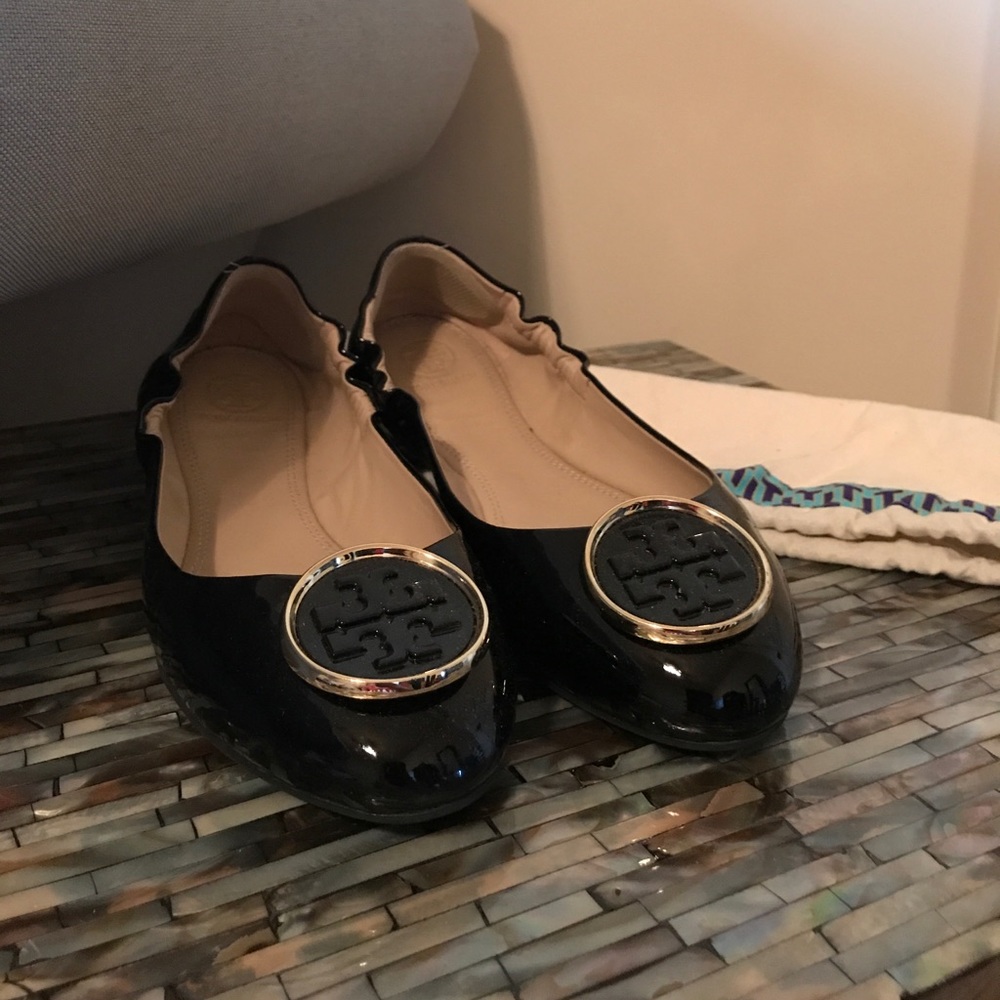 Tory Burch Patent Twiggie Flats 🖤