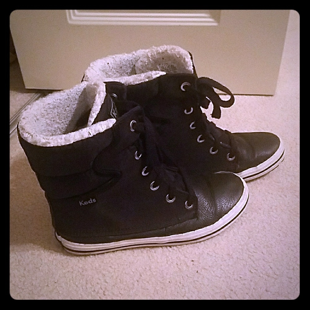 Keds size 6 boots