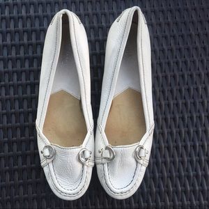 Micheal Kors Off White Loafers