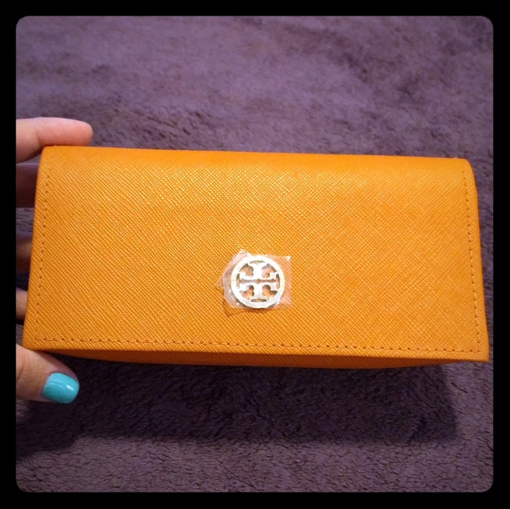 TORY BURCH - Orange Eye Glasses Case - Gold Logo