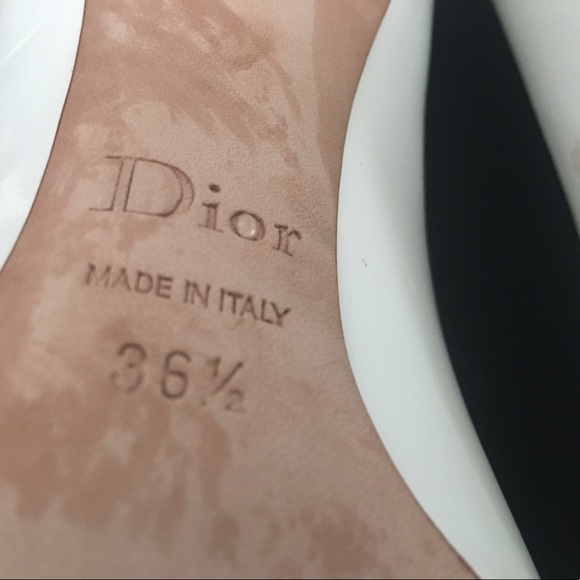 CHRISTIAN DIOR AUTHENTIC PATENTED LEATHER SHOES - Picture 6 of 8