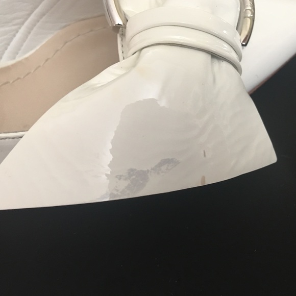 CHRISTIAN DIOR AUTHENTIC PATENTED LEATHER SHOES - Picture 7 of 8