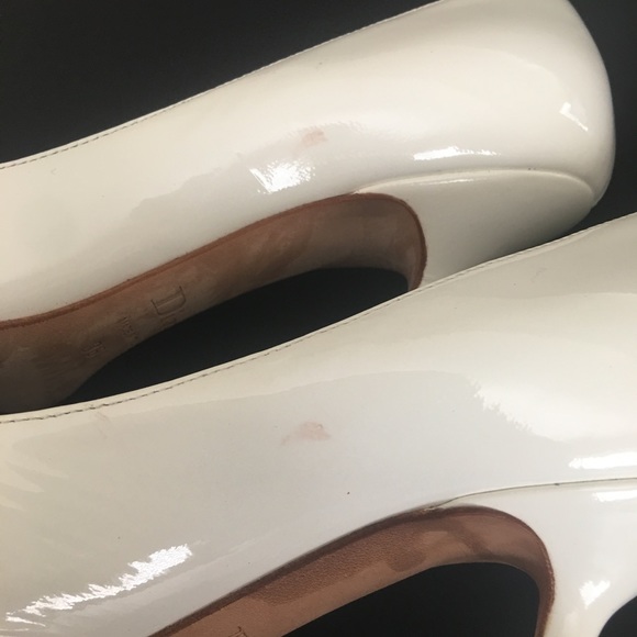 CHRISTIAN DIOR AUTHENTIC PATENTED LEATHER SHOES - Picture 8 of 8