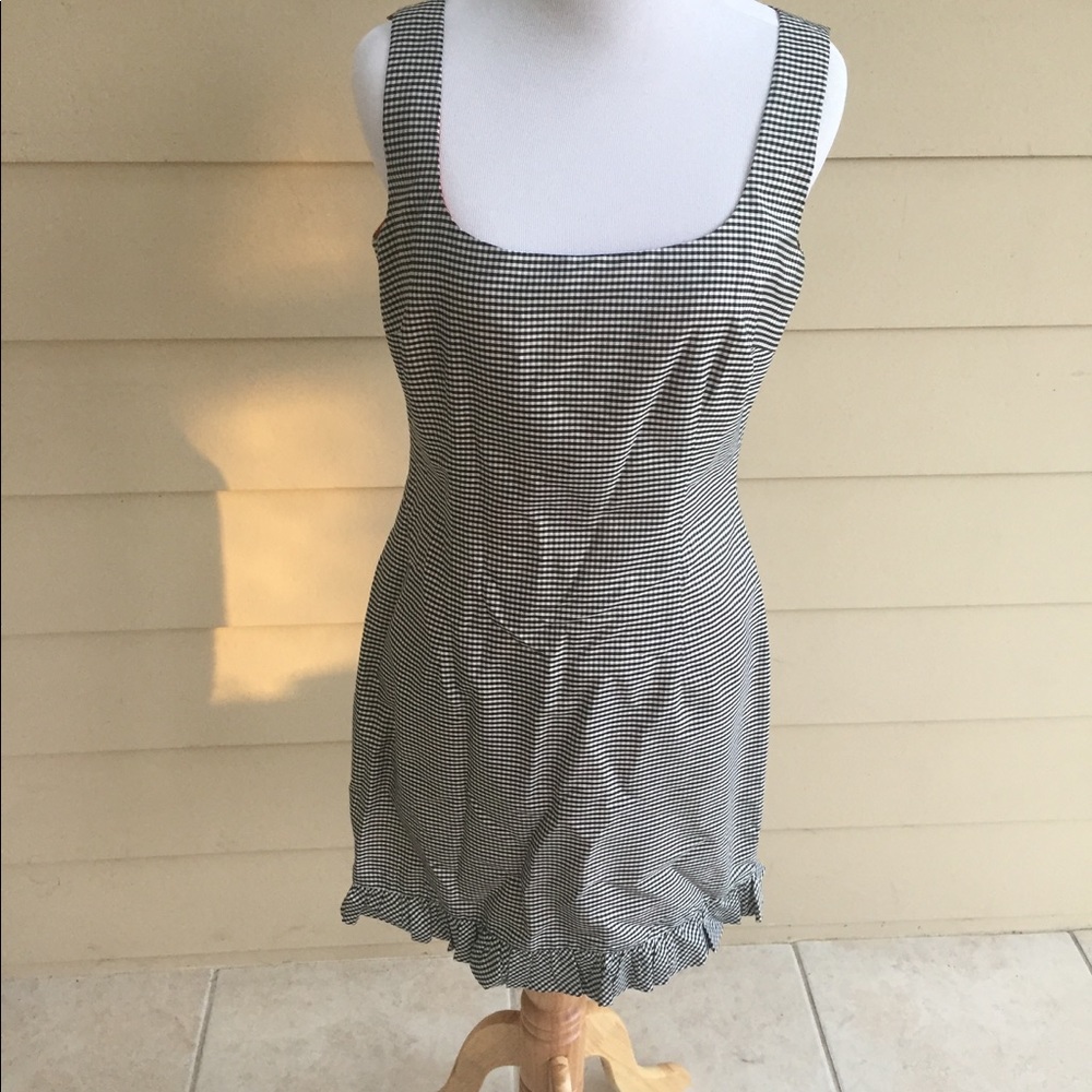 Black and white dress