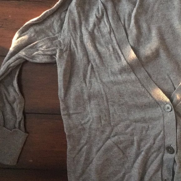 Cardigan - Picture 3 of 4