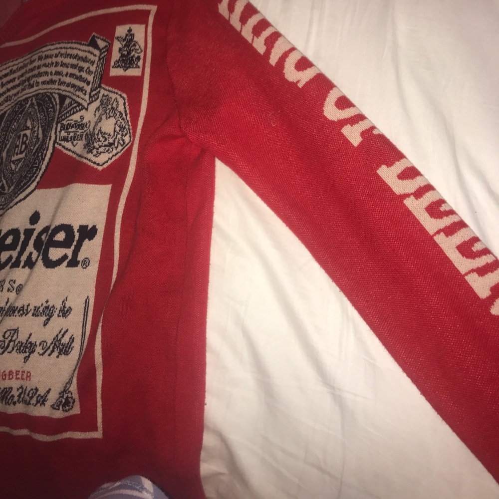 Authentic Red pullover - Picture 4 of 6