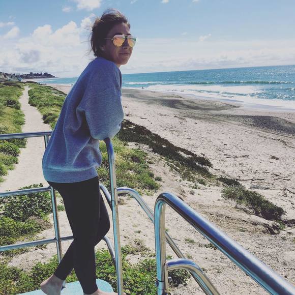 Meet your Posher, Kacey - Picture 1 of 1