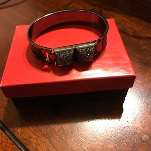 Michael Kors Women's Bracelet (Small)