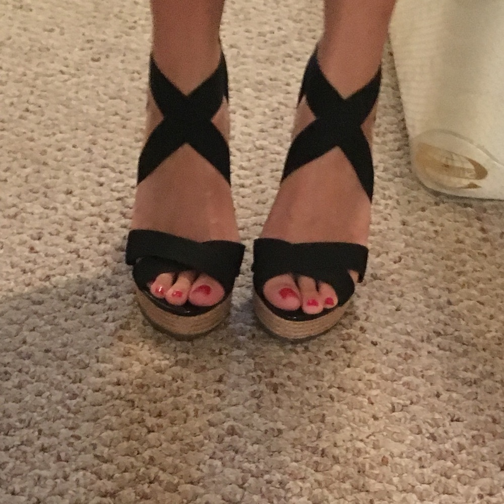 Guess espadrille wedges, size 9