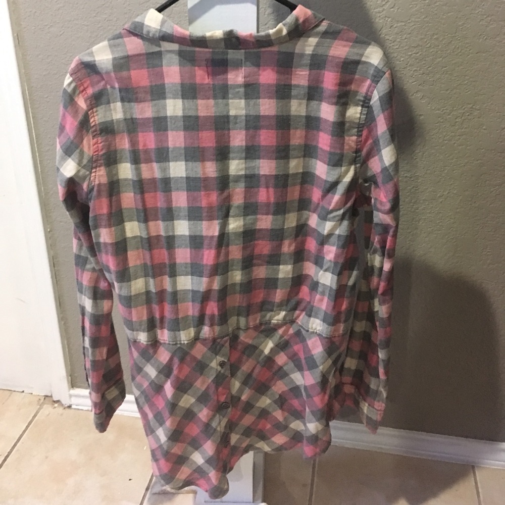 Women's button down top - Picture 3 of 3