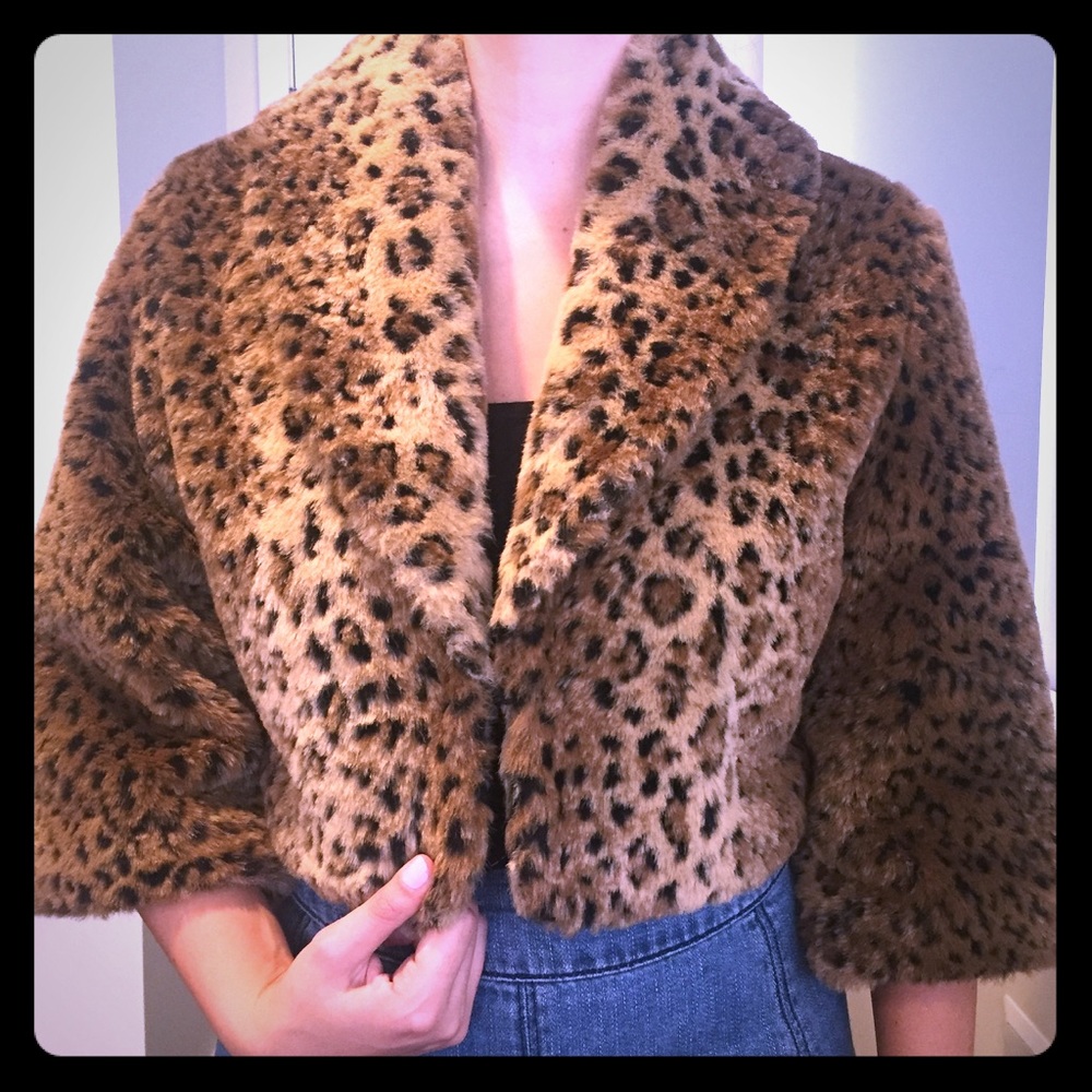 Sheri Bodell leopard faux fur cropped jacket
