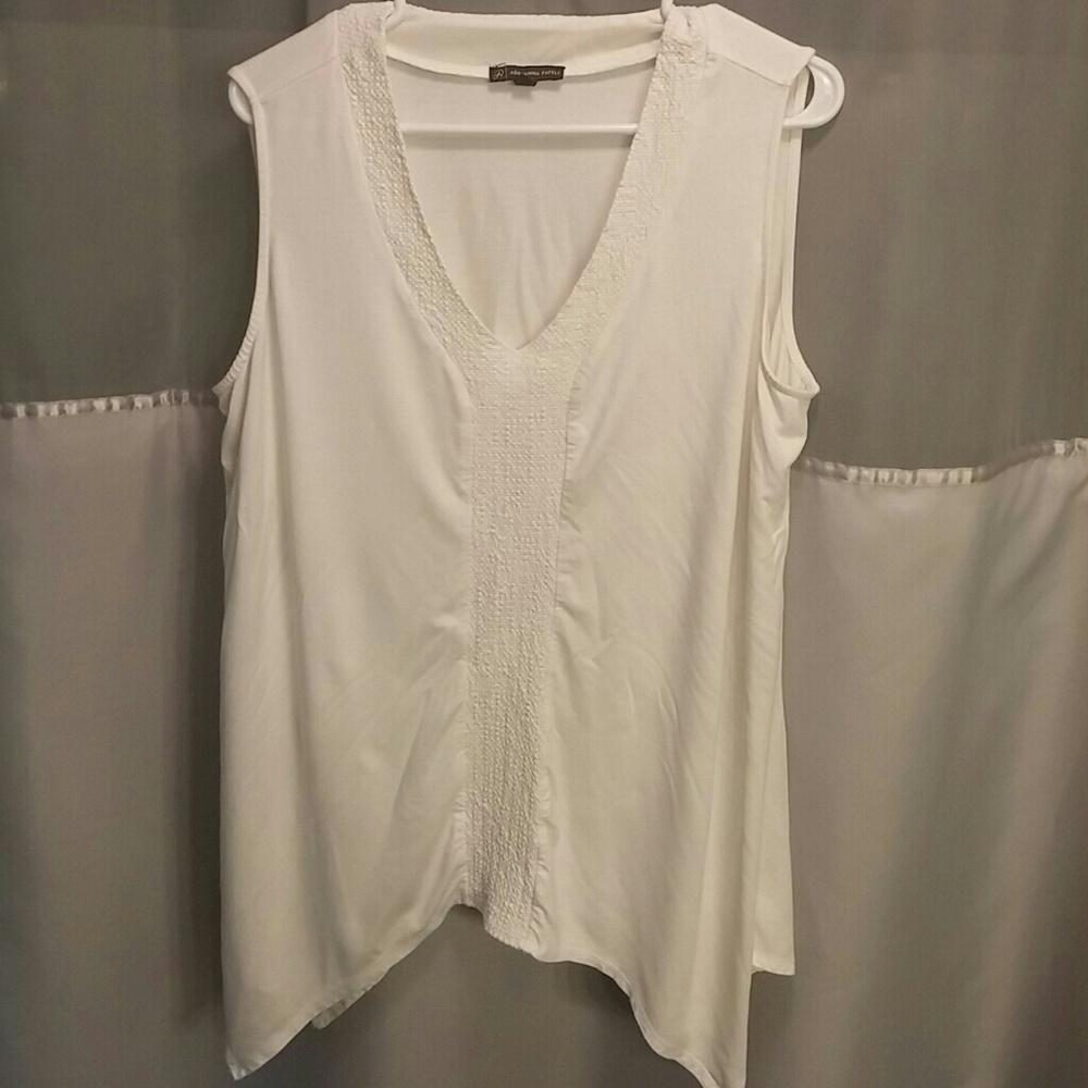 Asymmetrical cream tank