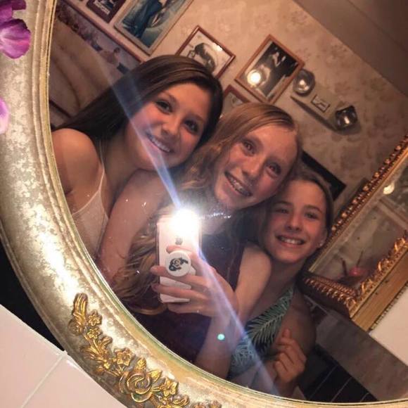 Meet your Posher, Maddie - Picture 1 of 1