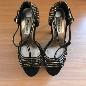 Steve Madden Pumps!!