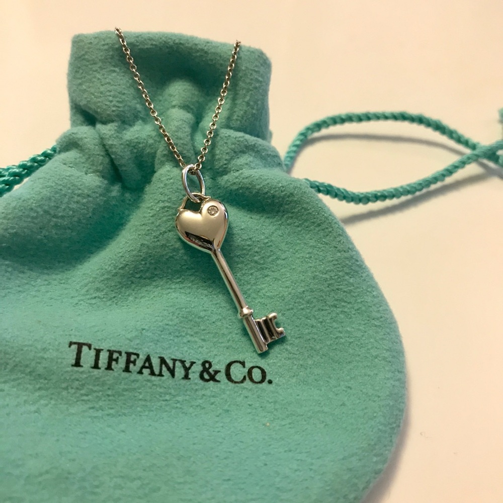 Tiffany & Co. Sliver Heart Key Diamond necklace