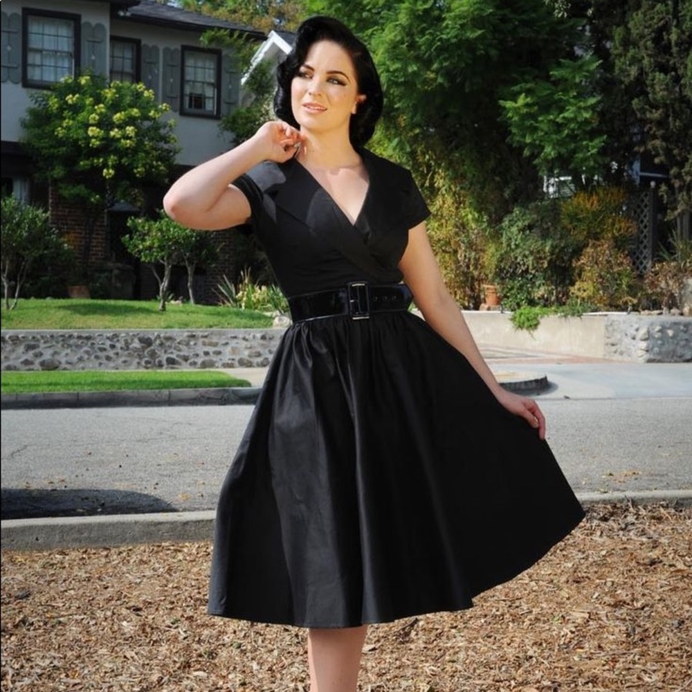 👗Pinup Couture Black Birdie Dress