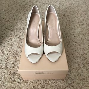 BCBGeneration BG-IZZIE2 White 5.5M