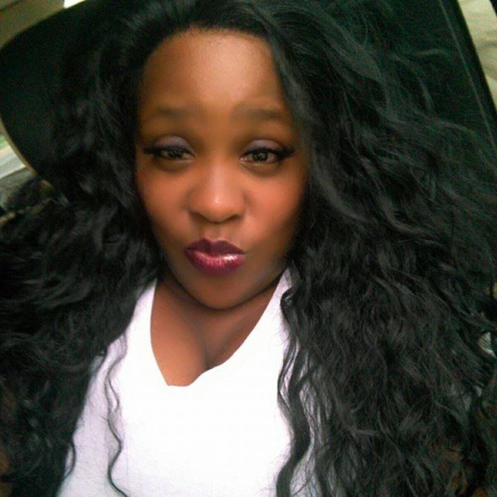 Meet your Posher, Shoni maire