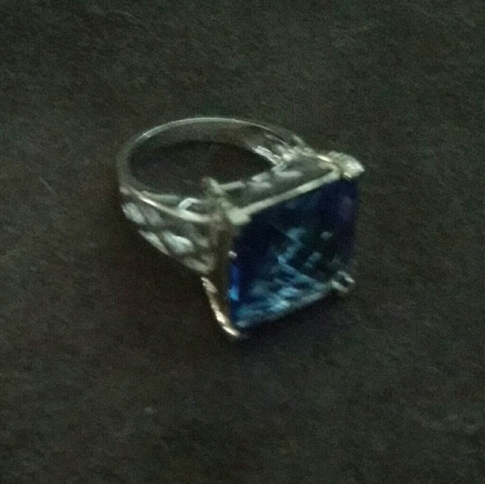 Silver bluestone ring