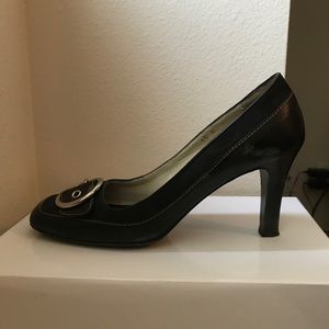 Coach Lorena signature pumps size 10