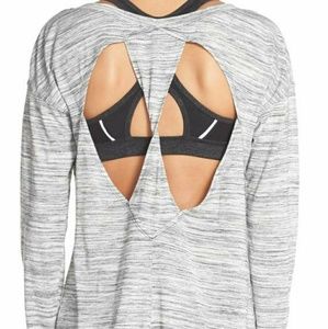 Zella Peeka Twist Back Tee