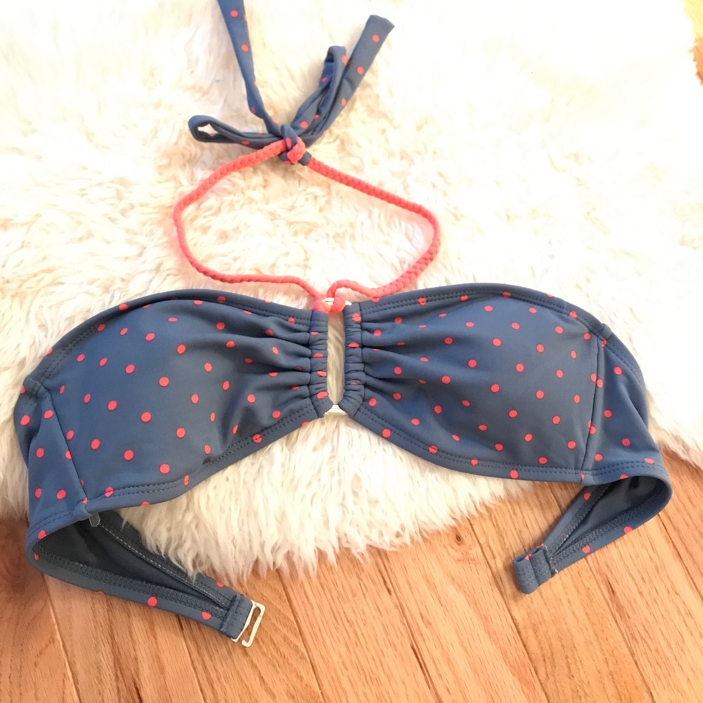 Kirra polka dot Bikini Top in M