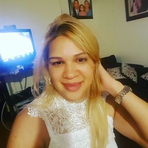 Meet your Posher, Elayne