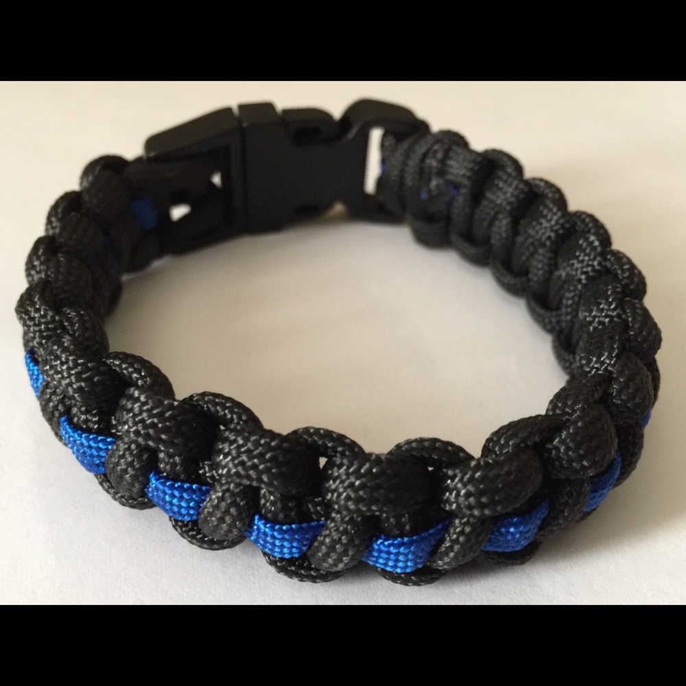 Thin Blue Line Paracord Bracelet