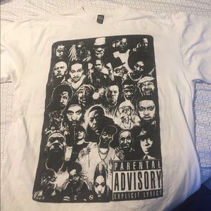 Nōiz vintage rapper shirt.