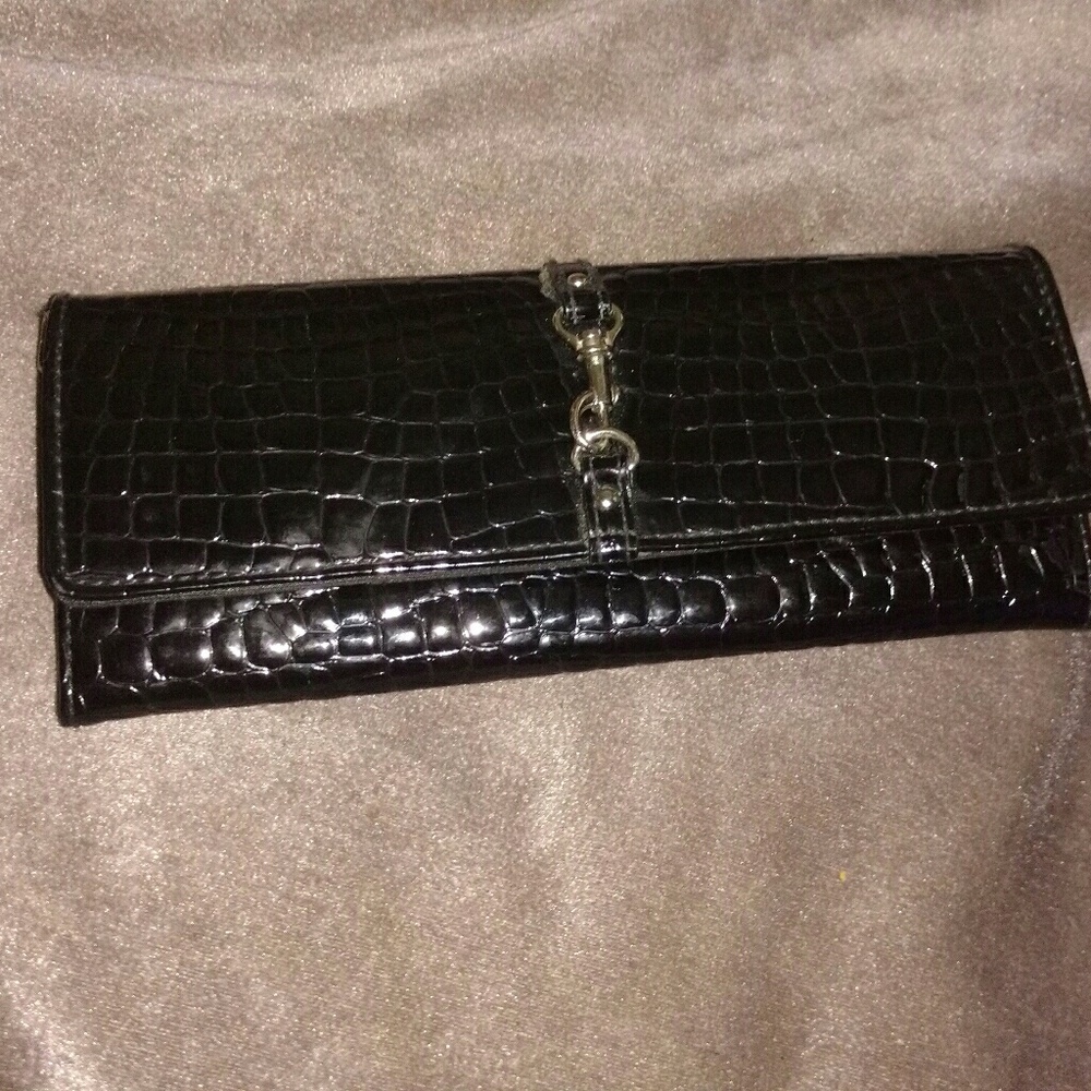 Black wallet/clutch