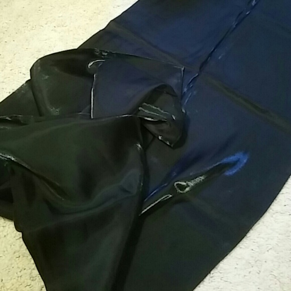 Jacqueline Ferrar Scarf - Picture 4 of 6